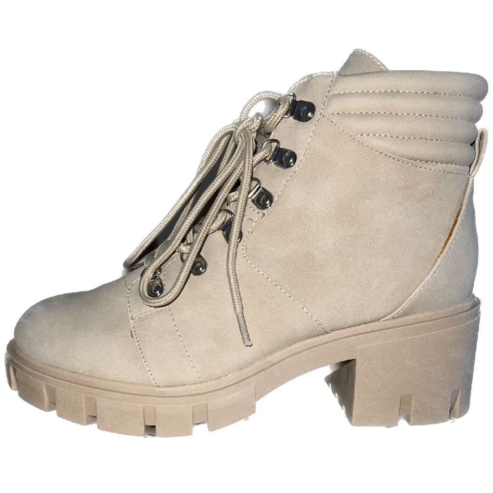 Sun+Stone Womens Lug Sole Booties | Faux Leather Round Toe Ankle Boots |Size 8.5